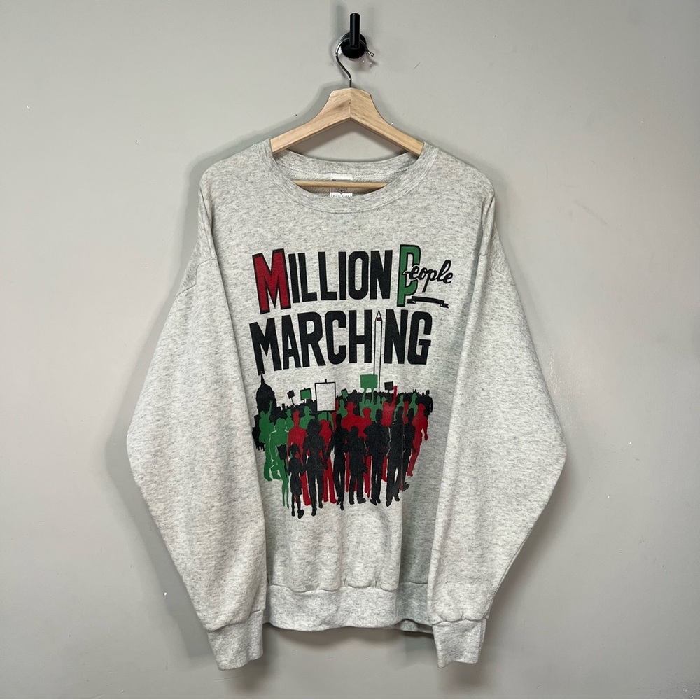 Vintage ‘95 Million People March Crewneck
